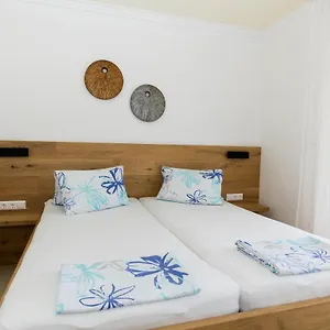  Apartment Dea Kroatien