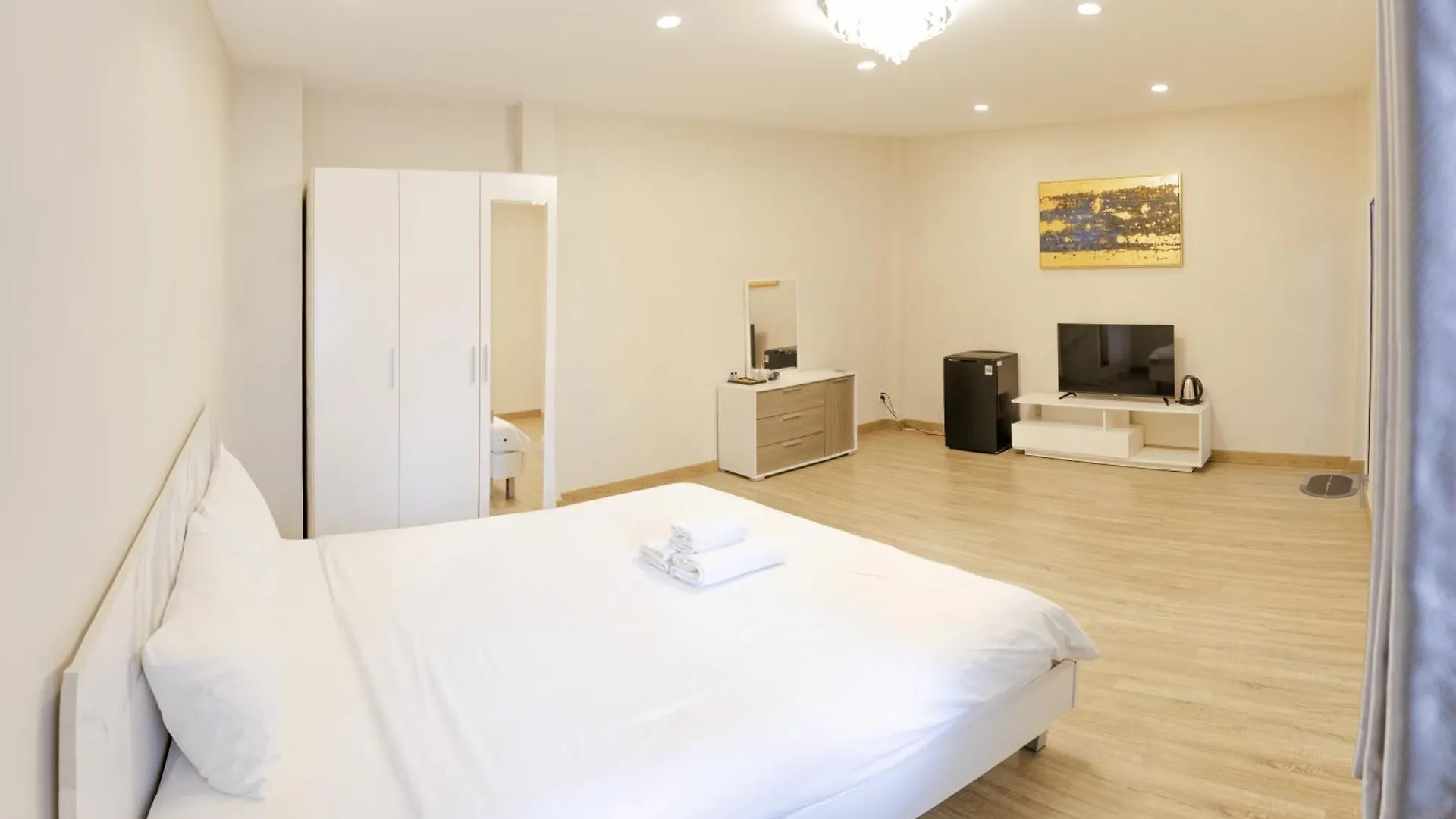 Amazing Merit Ben Thanh Ho Chi Minh City Homestay